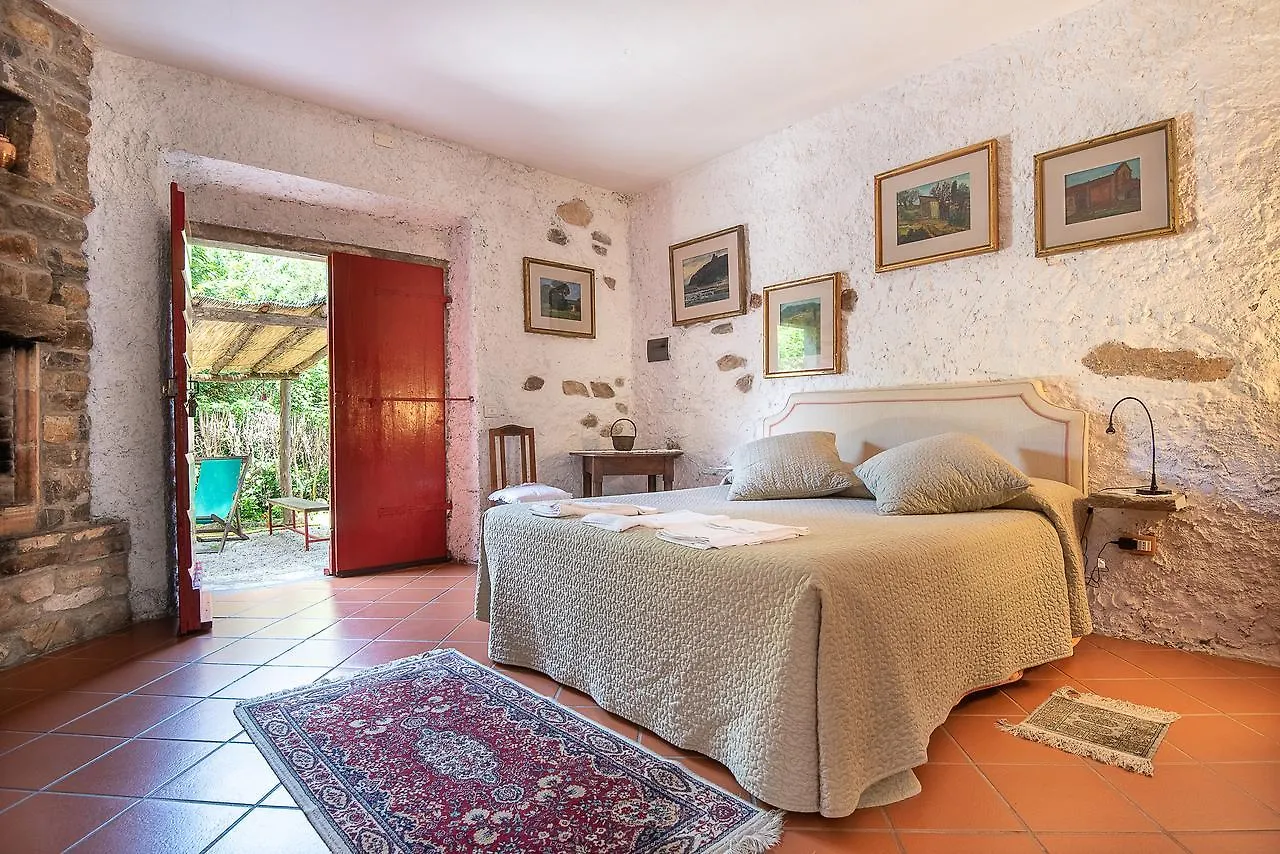 Camere Vecchia Fonte Campiglia Marittima 0*,